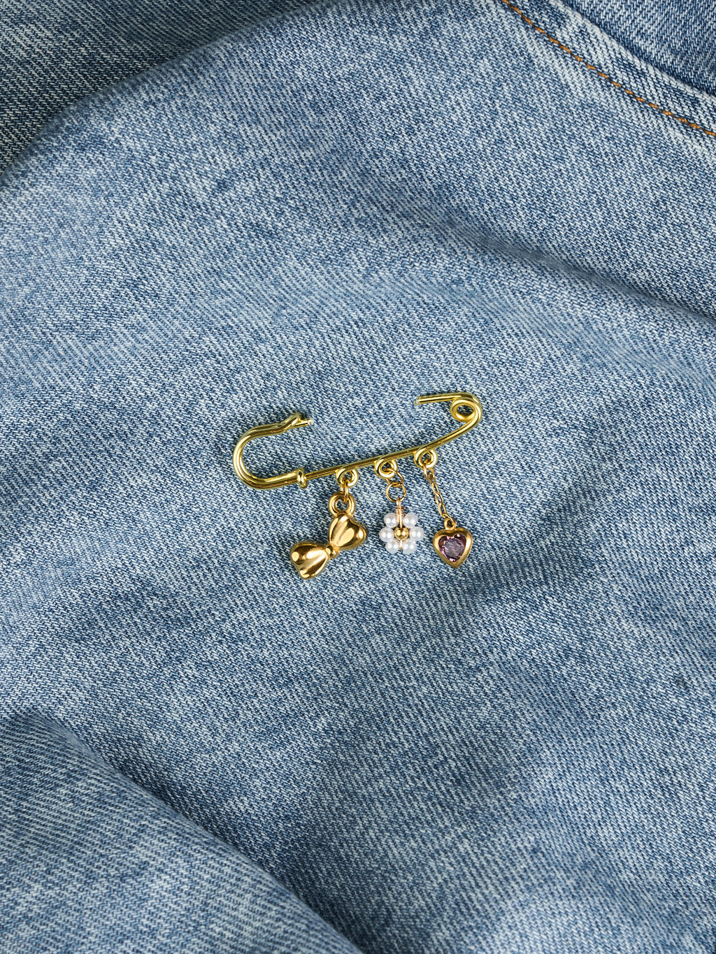 Broches Charms
