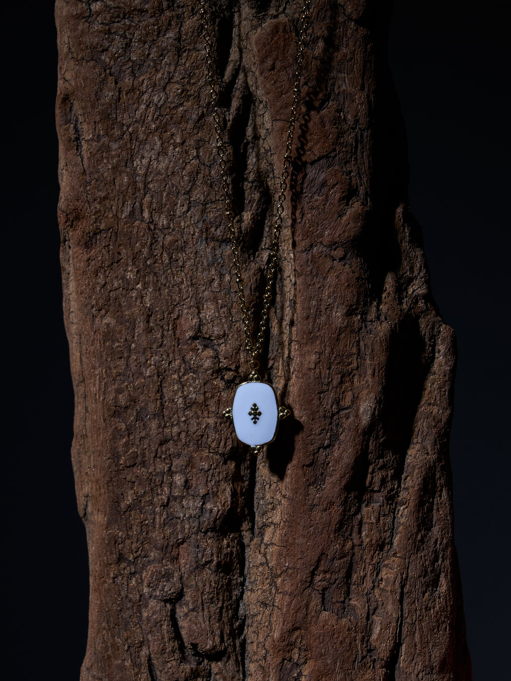 Collier Lunara